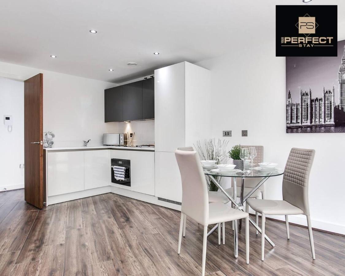 Luxe Modern Apartment By Your Perfect Stay Short Lets Бирмингем Экстерьер фото