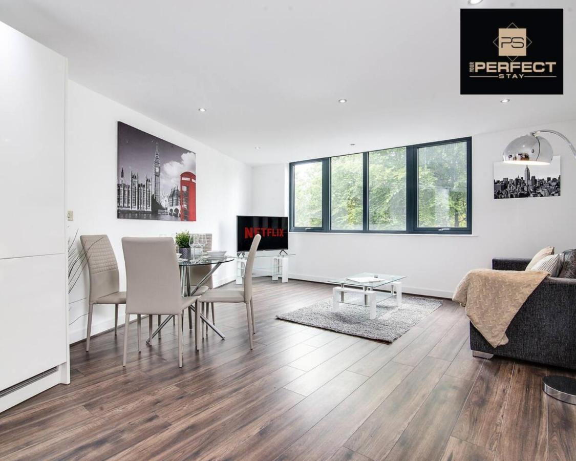 Luxe Modern Apartment By Your Perfect Stay Short Lets Бирмингем Экстерьер фото