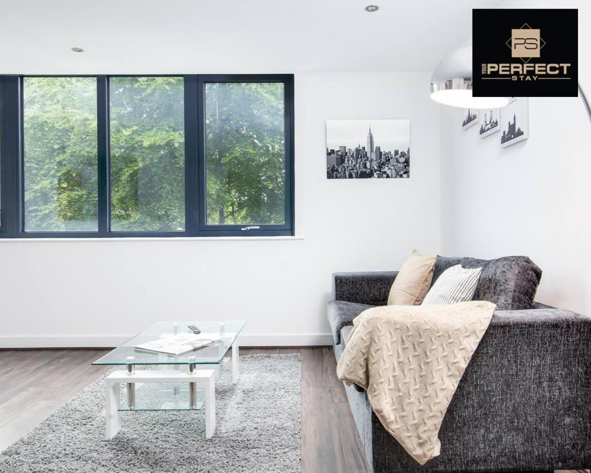 Luxe Modern Apartment By Your Perfect Stay Short Lets Бирмингем Экстерьер фото